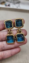 Rare Vintage Goldtone Monet Intaglio Roman Soldier Cameo Clip On Earrings…