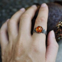 Retro Amber Stone Flower Branch Ring for Women | Vintage Fashion Party Jewelry