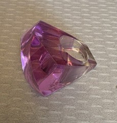70s Vintage Lucite Ring Lilac Lavender Striped Clear Faceted High Dome size 5.5