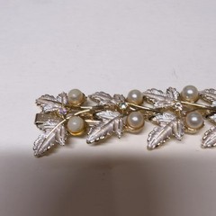 JUDY-LEE Gold-Tone Vintage Leaf Faux Pearl Link Bracelet 7 Inches