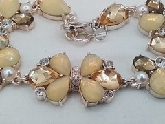 MILKY YELLOW FACETED HONEY-HUED MORPHO BUTTERFLY INSECT MOTIF TENNIS BRACELET