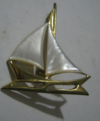 Brass Sailboat 1 1/4″ Brooch w/ “Mother of Pearl” Sails, Compare on Etsy @ $85+