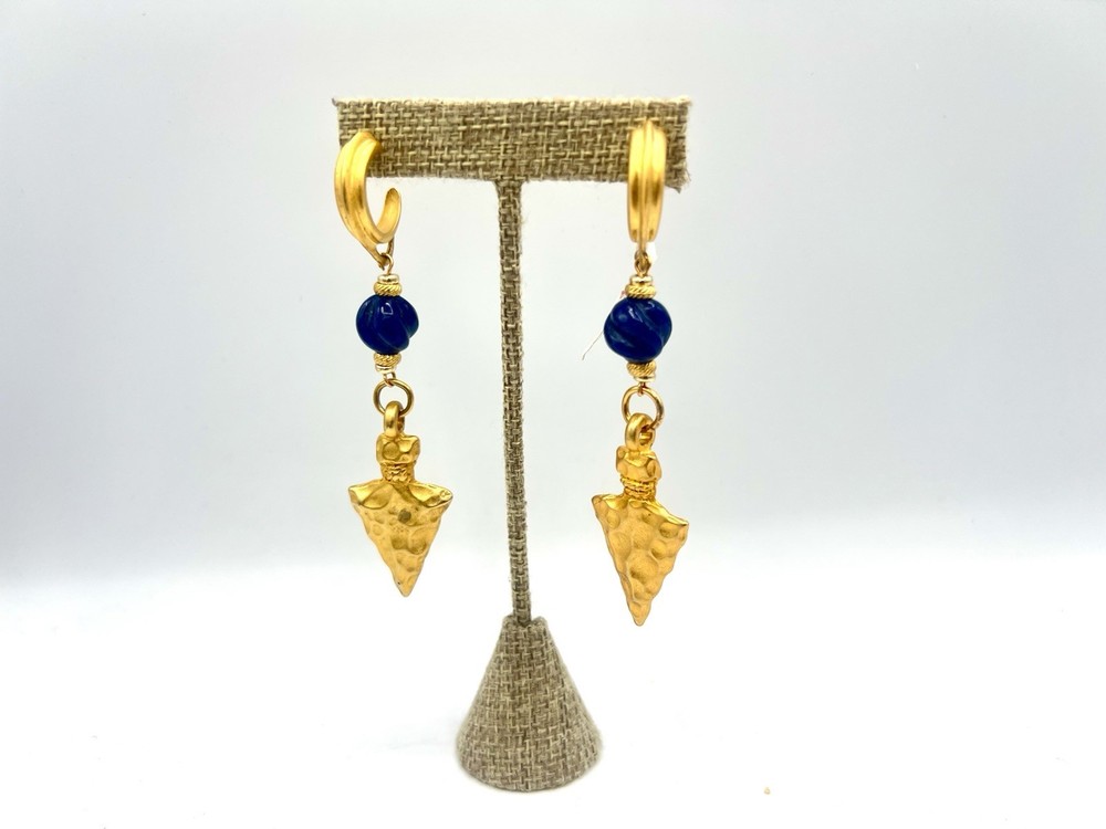 Vintage Gold Arrowhead Lapis Blue Gemstone Bead Earrings Saks NWT $110 NOS VY