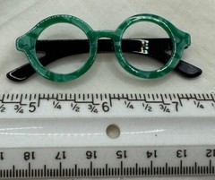 Green And Black Glasses Pin/Brooch