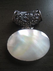 VINTAGE STERLING SILVER 925 MOTHER OF PEARL SLIDE PENDANT