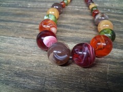 Vintage Beaded Necklace Yellow Brown Orange Magenta Marble Swirl Style