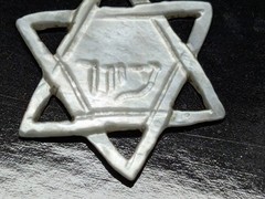 VINTAGE ‘70s Carved Mother Of Pearl Star of David 1″ Pendant Charm “Zion” Script
