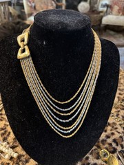 Crown Trifari Vintage