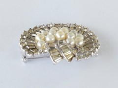 Vintage Jomaz Brooch Joseph Mazer Clear Rhinestone Pearl Pave Pin Unsigned