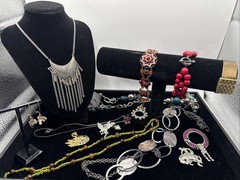 Vintage Lot of 15 Necklaces, Bracelets, Earrings And/or Brooches See Pics