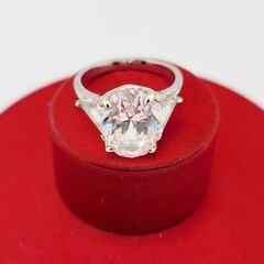 Vtg Sz 9 Ring Oval Triangle Cubic Zirconia 18KGE White Gold Electroplate Jewelry