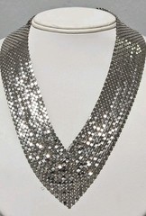 70s Disco Art Deco 18″ Silvertone Mesh V-Neck Bib Collar Statement Necklace