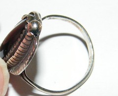 Vintage Sterling Silver Southwestern Style Ring w Black Stone – size 7.5