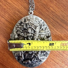 Vintage Revlon Heirloom Solid Perfume Locket Pendant Necklace Silver Tone In Box
