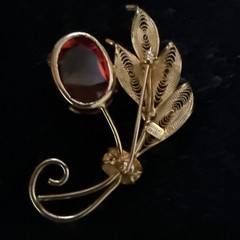 Sorrento Leaf Gold Gem Brooch Pin 1/20 12KGF 2 inch Signed Vintage Jewelry