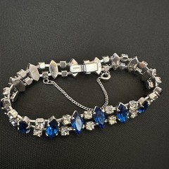 VINTAGE ESTATE STERLING SILVER BLUE & WHITE RHINESTONE B DAVID BRACELET 7” LONG