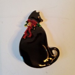 VTG VERO Brooch Pin BLACK RED ENAMEL CHRISTMAS KITTY CAT With BOW Signed