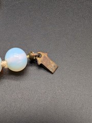VINTAGE OPALITE OR OPALINE OPALESCENT GLASS BEAD NECKLACE HAND KNOTTED 23″