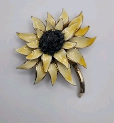 HAR Vintage Brooch Flower Yellow with Black Crystals MCM