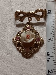 Vintage 1928 Set Of 2 Brooches