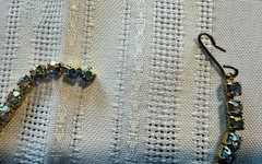 Vintage Unmarked Aurora Borealis AB Rhinestone Necklace Bracelet Gold-Tone