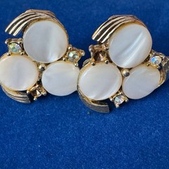 Vintage Judy Lee Signed White Moonglow Lucite Parure Necklace Bracelet Earrings