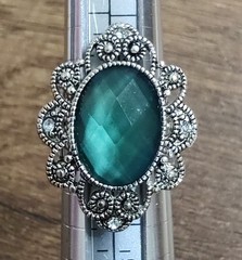 Vintage Silver Tone Costume Rhinestone Green Plastic Stone Ring Adjustable J33
