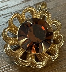 Very Nice Small Gold Tone/Brown Stone Pendant – A Must Have for Any Occassion!!!
