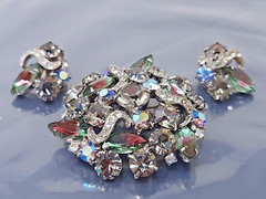 Vintage Juliana D&E Multicolor Rhinestone Silver tone Brooch Earrings Set