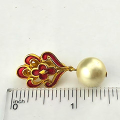 Vintage Crown Trifari Red Enamel Faux Pearl Dangle Earrings 1.5″ Gold Tone