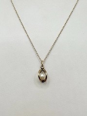 VTG 14k Gold Filled Pearl Cage Pendant 18in GF Chain Minimalist Estate Sale Read