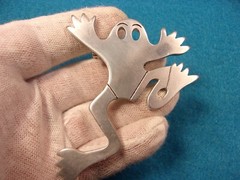 RATHER LARGE HANDCRAFTED ALUMINUM (or ALUMINUM ALLOY) BROOCH – “GHOST EYES’ FROG