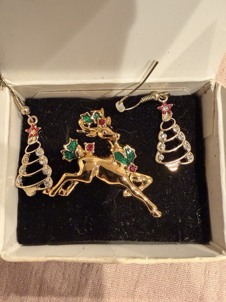 Vintage Gold Tone Reindeer Brooch Red Rhinestone Green Enamel Christmas Avon Pin