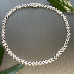 Vintage Necklace Art Glass Estate Jewelry Pre-Owned Rhodium Plated 16″ Choker