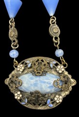 Czech Art Nouveau Deco Periwinkle Cornflower Blue Opine Glass Floral Necklace