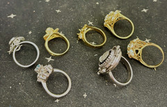 Vintage Lof Of 7 Fashion Rings Size 6.6-9 4-Gold Color 3-Silver Color All W/Gems