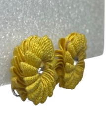 Vintage Antique Woven Yellow Fabric Flowers Floral Screw Back Earrings AS IS