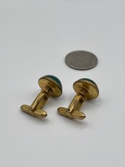 Vintage Hickok Gold Tone Gren Cabochon Cufflinks