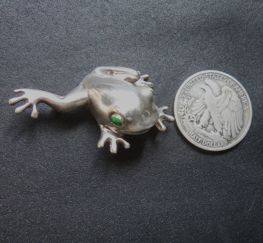 Vintage Shiny Green Eyed Frog Sterling Brooch