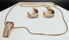 Vtg Gold Tone Channel Set Crystal Baguette Pendant Necklace / Post Earrings Set