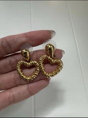 Vintage Y2K Avon Gold Heart Dangle Drop Stud Earrings Butterfly Back Tuscan