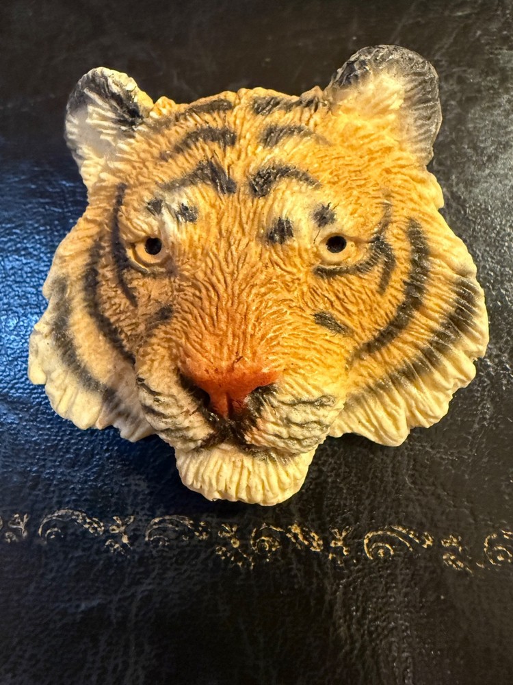 Vintage Tiger Brooch Pin Resin 1990 Detailed Animal Figural Africa Safari