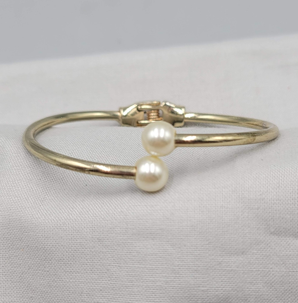 Vintage White Bead Hinged Cuff Bracelet Light Gold tone 6.75 in