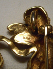 Vintage Metropolitan Museum of Art Winged Golden Cherub Cupid Brooch signed MMA