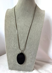 VTG Onyx glass black & silver herringbone chain 90s witchy goth amulet pendant