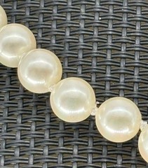 Vintage Faux Pearl Bracelet Flower Shaped Clasp Marked G. Silver 7MM Faux Pearls
