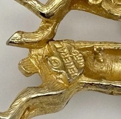 Deer & Fawn Mom & Baby Leaping Pin Jumping Gazelle Vintage Animal Brooch Gold Tn