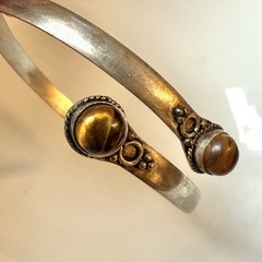 Ethnic Tiger’s Eye Gemstone Silver Tone Adjustable Cuff Bracelet / Arm Band 9.5”