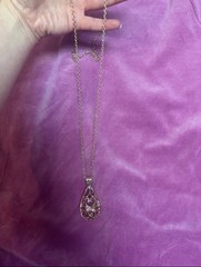 Teardrop Filigree Pendant Necklace – Elegant Vintage Style
