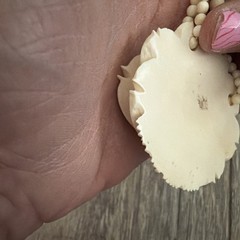 Antique Art Deco Hand-Carved Floral Statement Necklace – Creamy Natural Organic